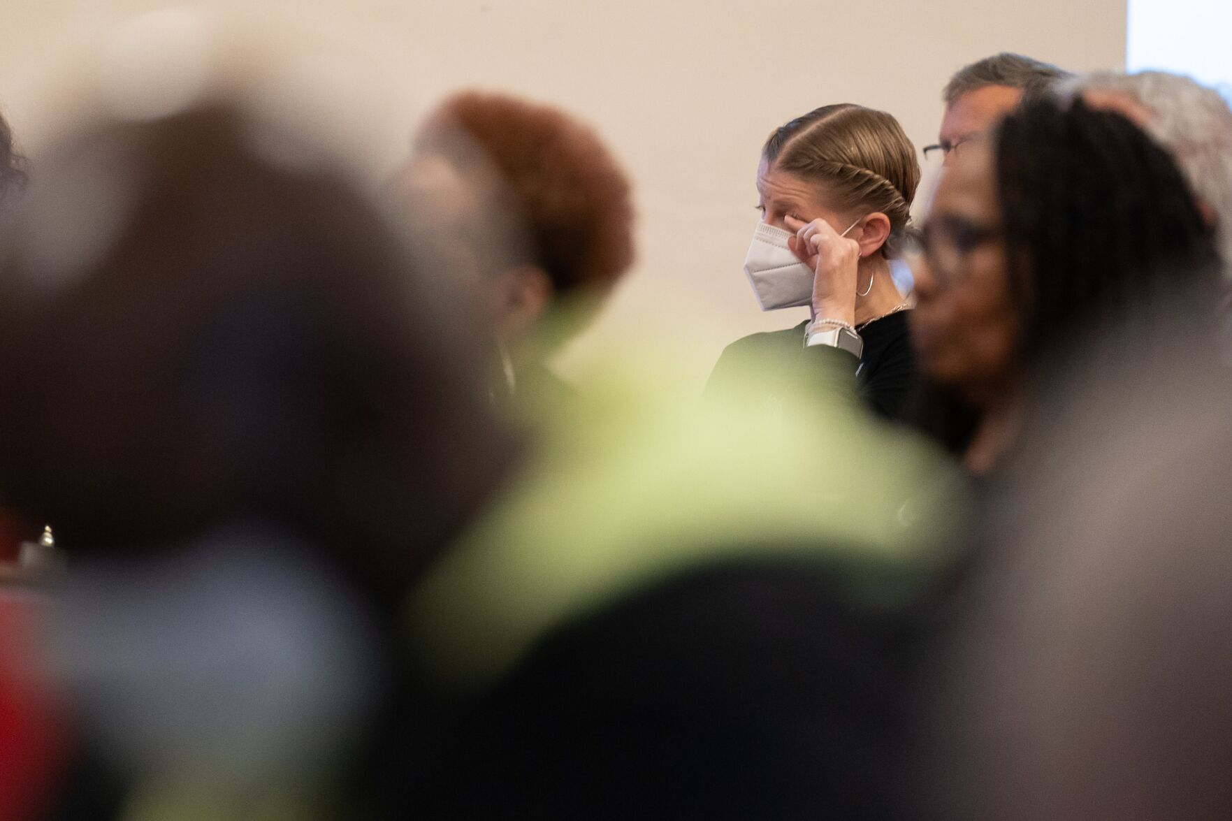 Vigil held to promote gun safety